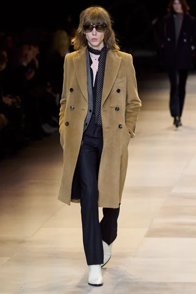 Look 21